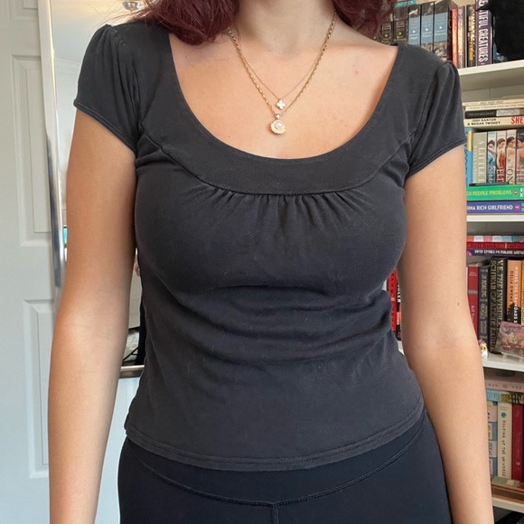 Derek Heart scoop neck top - Picture 1 of 3